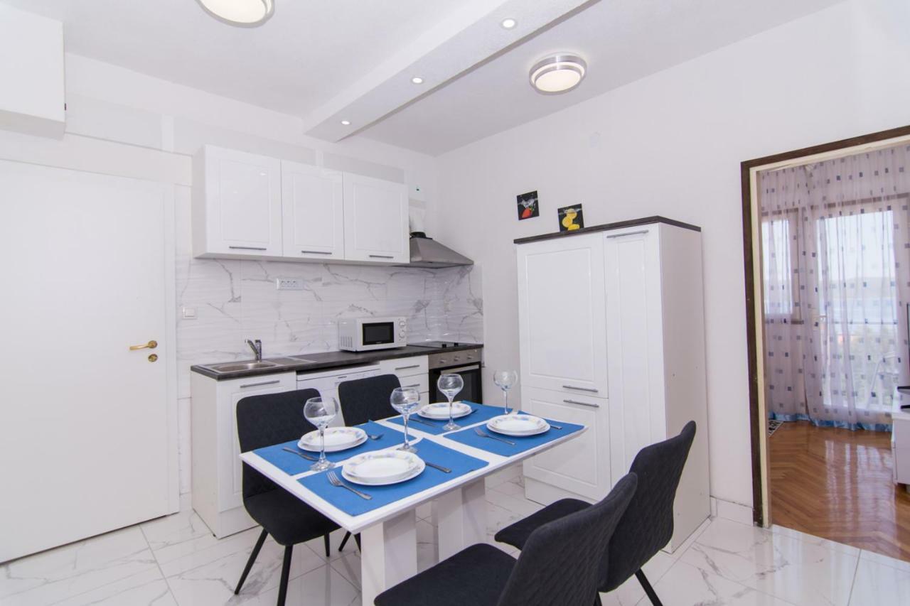 Roma Trogir Exterior foto